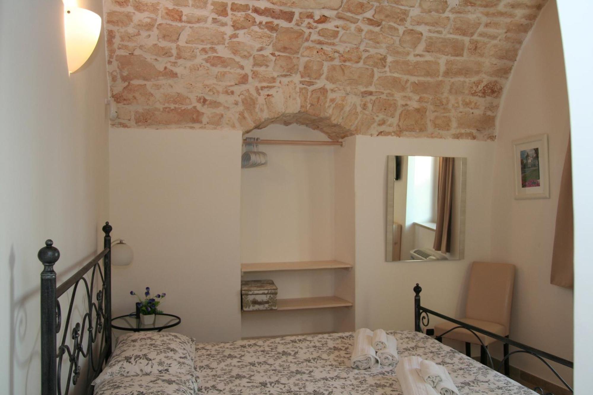 La Dimora Gigante Bed & Breakfast Castellana Grotte Bilik gambar
